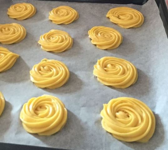 Zeppole pronte alla cottura