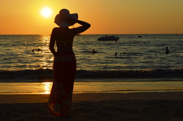 Kata Beach Tramonto