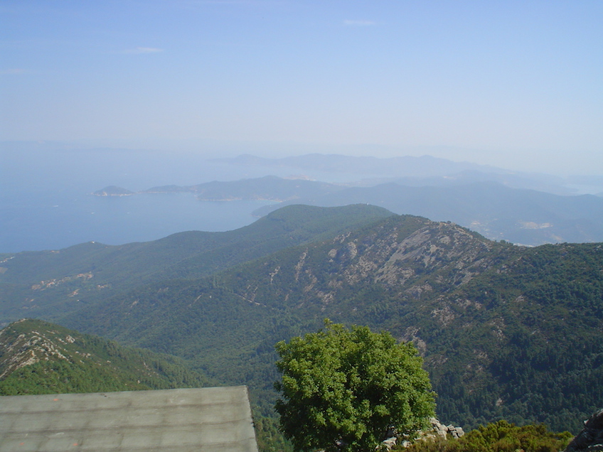 Isola d'Elba - mare, escursioni e buon cibo - Journeydraft - vistaMonteCapanna