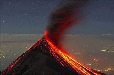 Vulcano in Guatemala - journeydraft